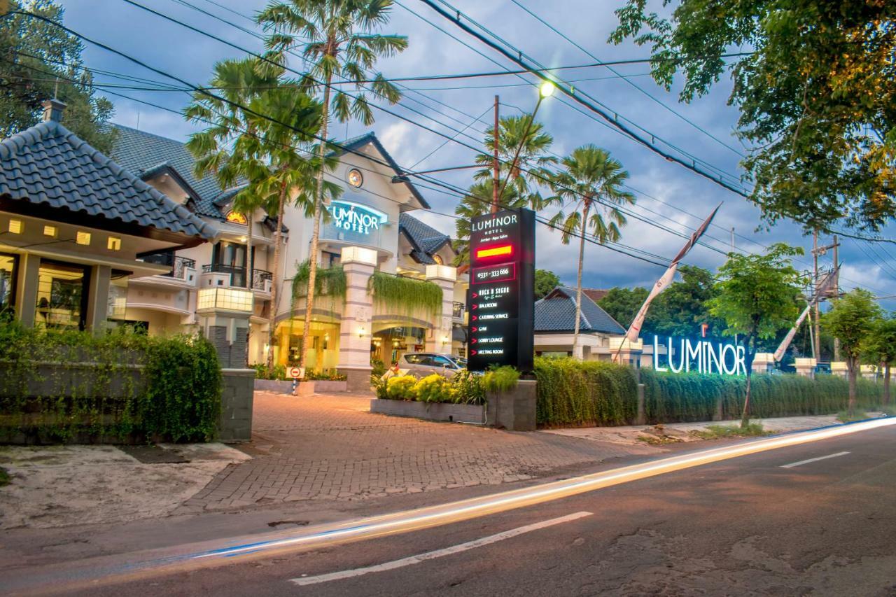 Luminor Hotel Jember By Wh Extérieur photo